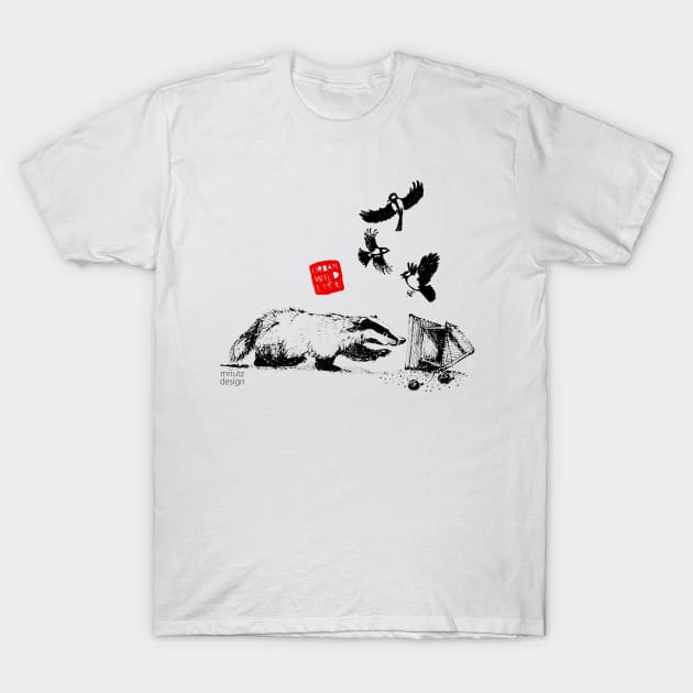 Urban Wildlife - badger T-Shirt by mnutz